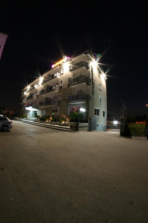 Hotel Luxor Casoria Exterior photo