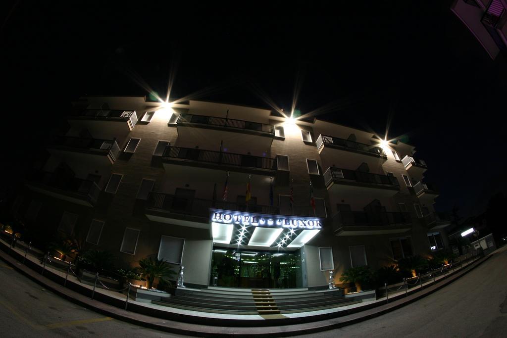 Hotel Luxor Casoria Exterior photo