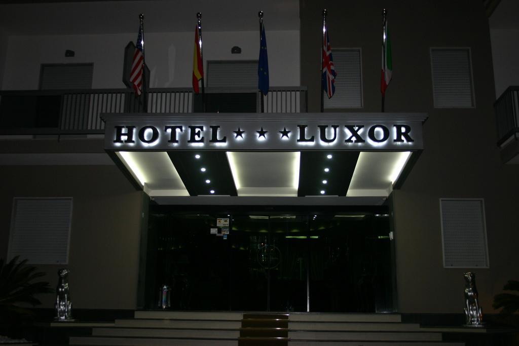 Hotel Luxor Casoria Exterior photo
