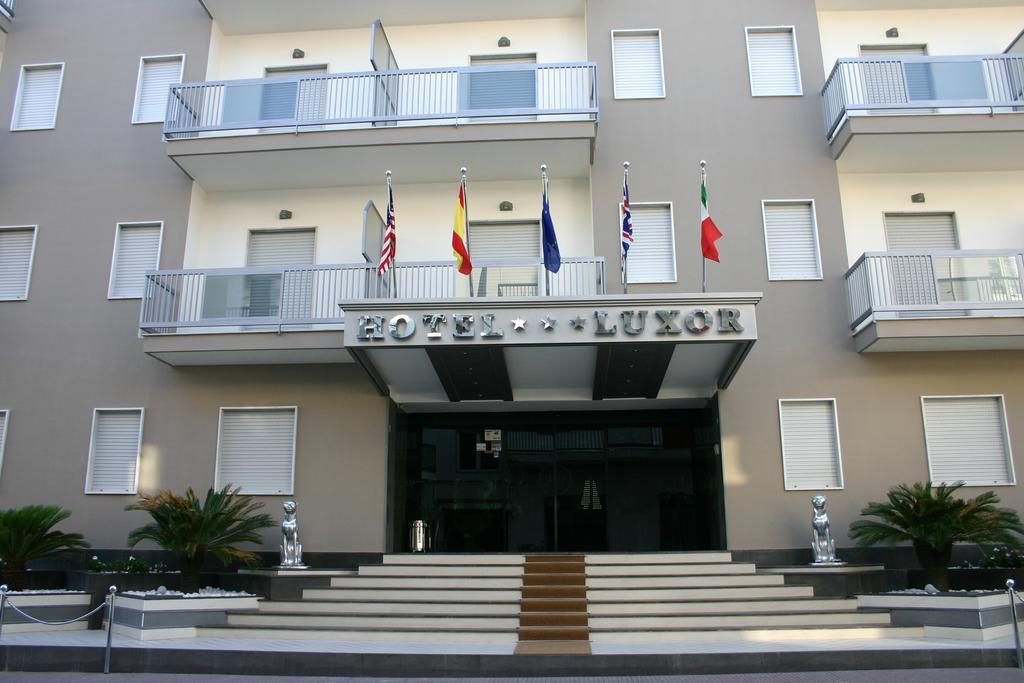 Hotel Luxor Casoria Exterior photo